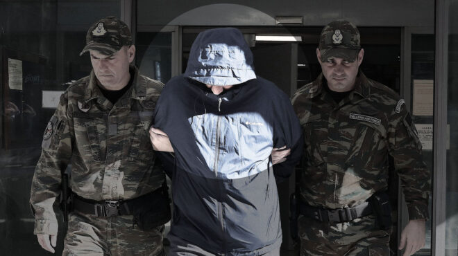 καρέ-καρέ-η-στρατολόγηση-του-σμηνάρχο-564091093