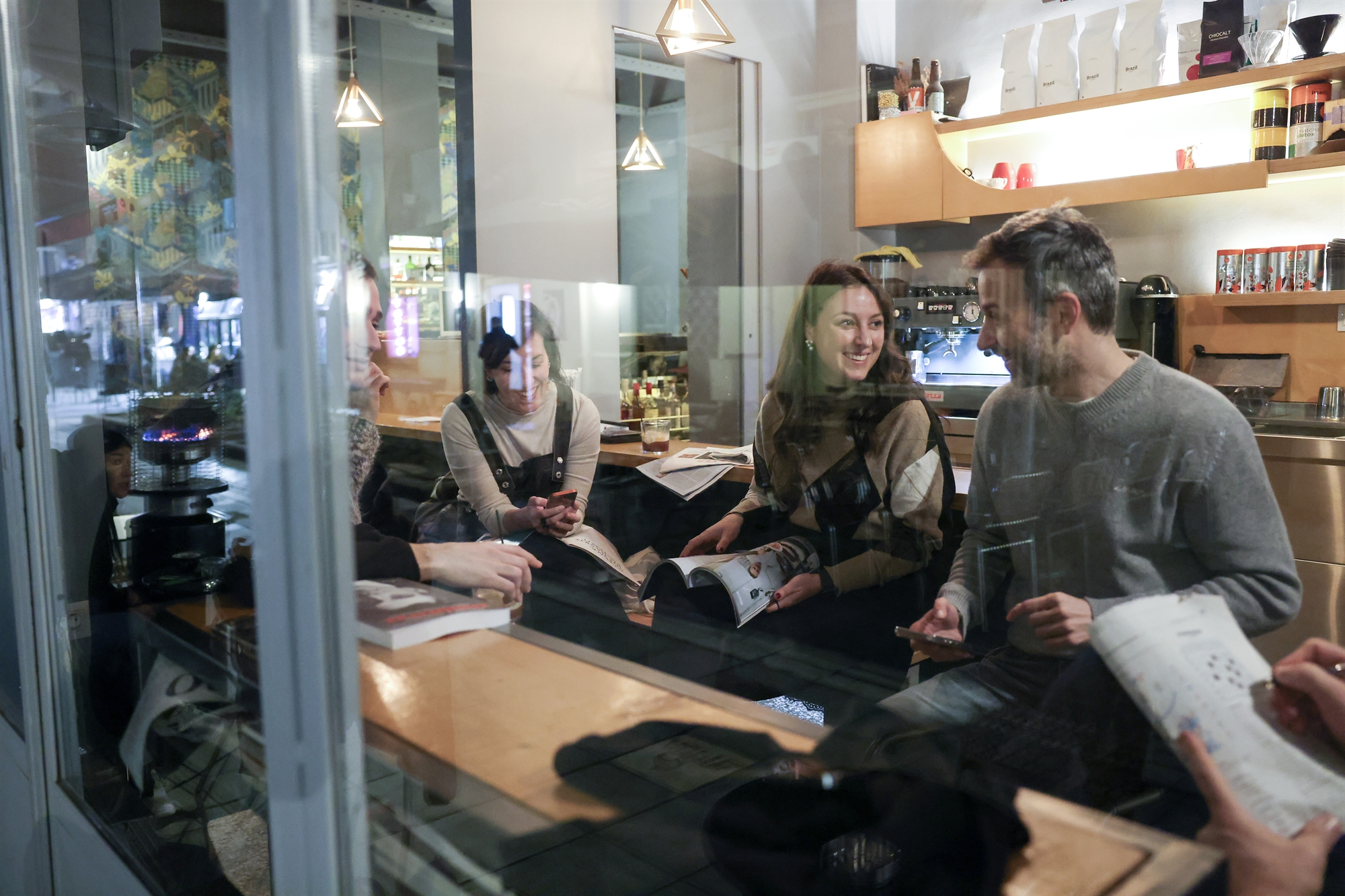 κυριακάτικη-τελετουργία-με-10-γράμματα-564090157