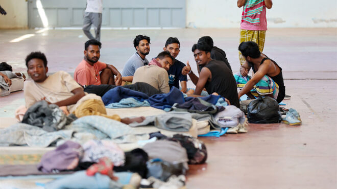 παράτυποι-μετανάστες-από-ελλάδα-σε-δο-564087940