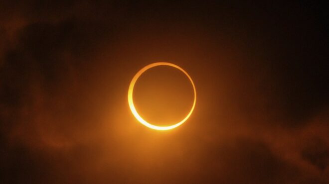 δακτυλιοειδής-έκλειψη-ηλίου-σήμερα-564082126