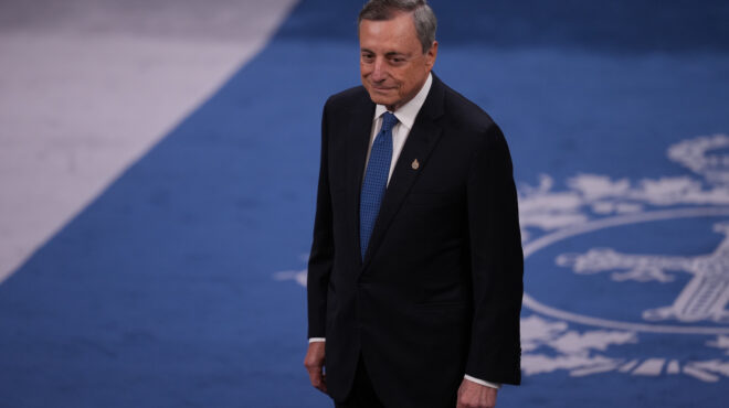 η-μεγάλη-διπλωματική-εβδομάδα-της-ε-ε-564055936