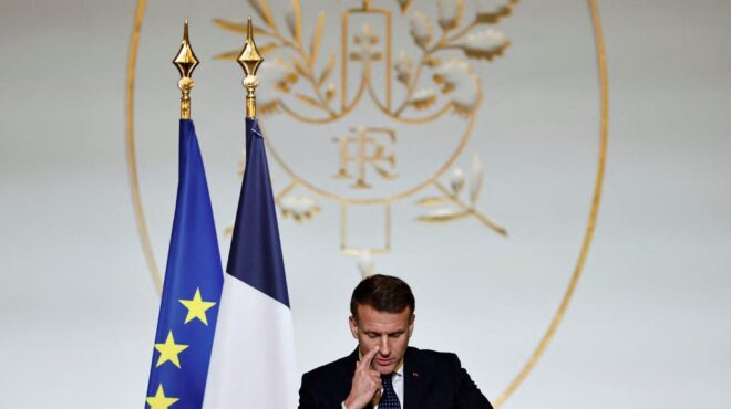 ο-μακρόν-για-ελλάδα-ρωσία-και-ευρωομόλ-564060718