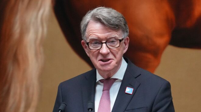 τριγμοί-στη-βρετανία-για-την-υπόθεση-ε-564067240