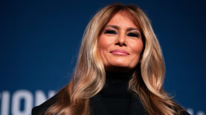 μελάνια-τραμπ-γίνεται-η-πρώτη-πρώτη-564099022