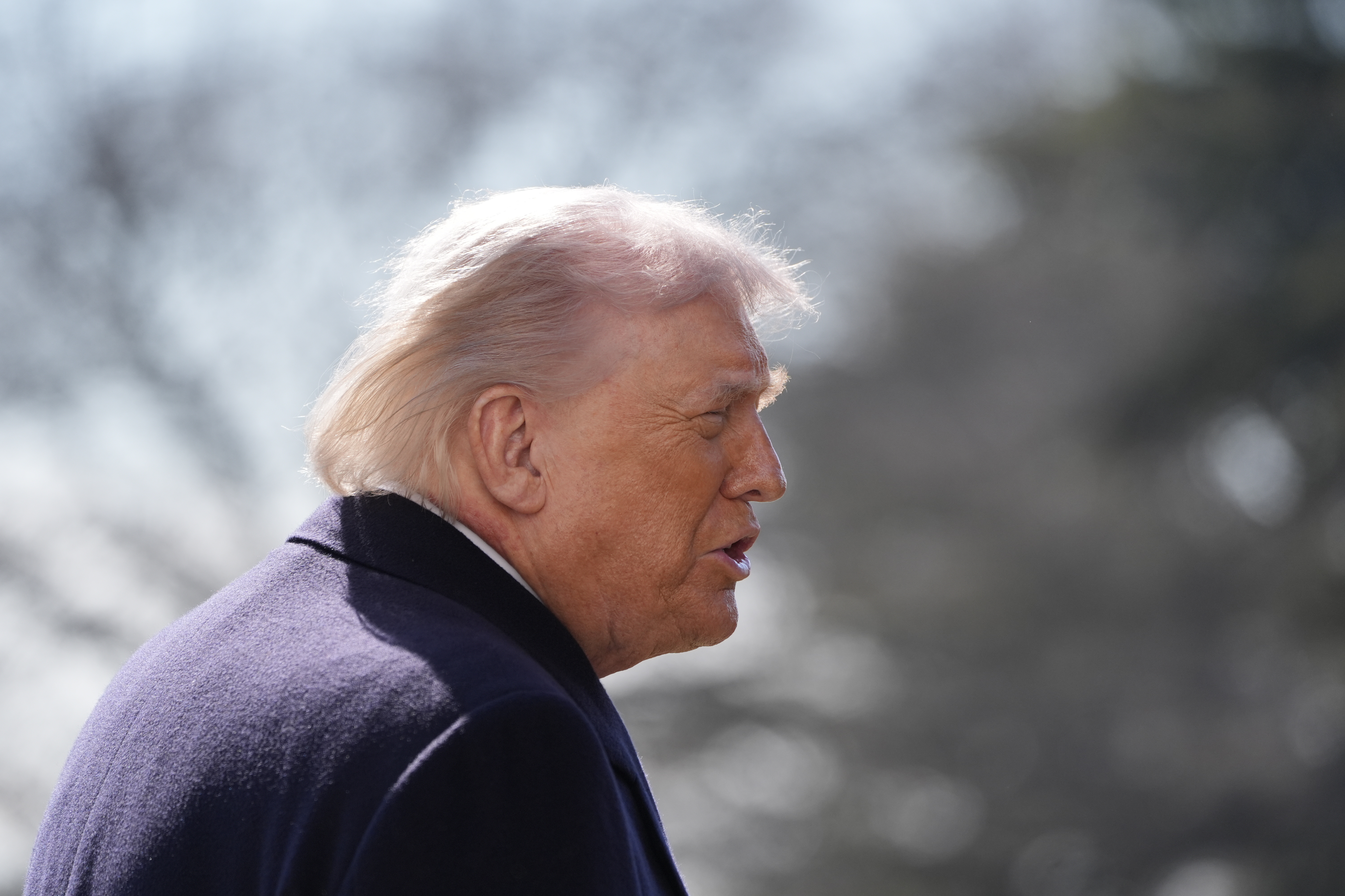 Συνομιλίες στο τραπέζι, προετοιμασίες στα χαρακώματα-1