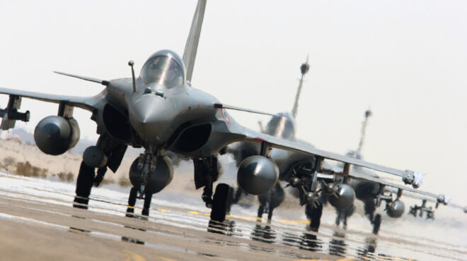 ινδία-αγορά-μαμούθ-114-νέων-γαλλικών-μ-564074671