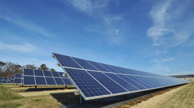 πώληση-φωτοβολταϊκών-283-mw-στη-βρετανία-α-564061783