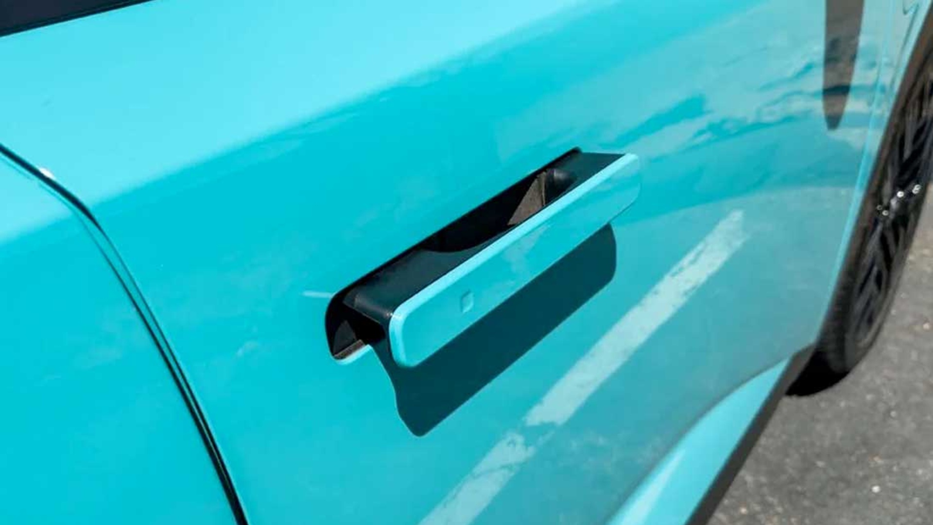 Η Κίνα απαγορεύει τις κρυφές λαβές στις πόρτες αυτοκινήτων λόγω ανησυχιών για την ασφάλεια-2