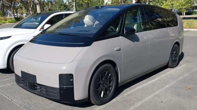 πολωνία-απαγόρευση-κινεζικών-οχημάτ-564083845