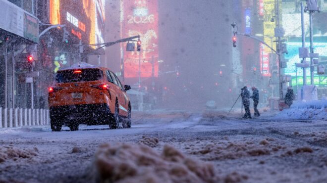 σφοδρή-χιονοθύελλα-έπληξε-τις-βορειο-564092584