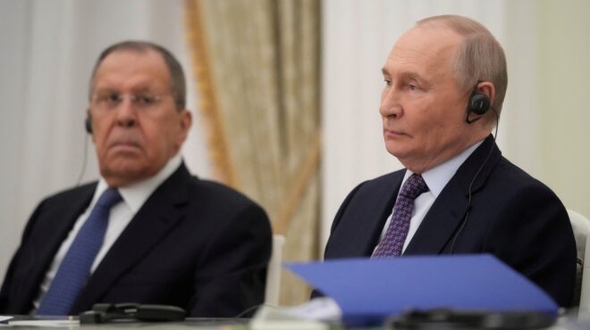 ρωσία-ο-σεργκέι-λαβρόφ-προειδοποιεί-ε-564085504