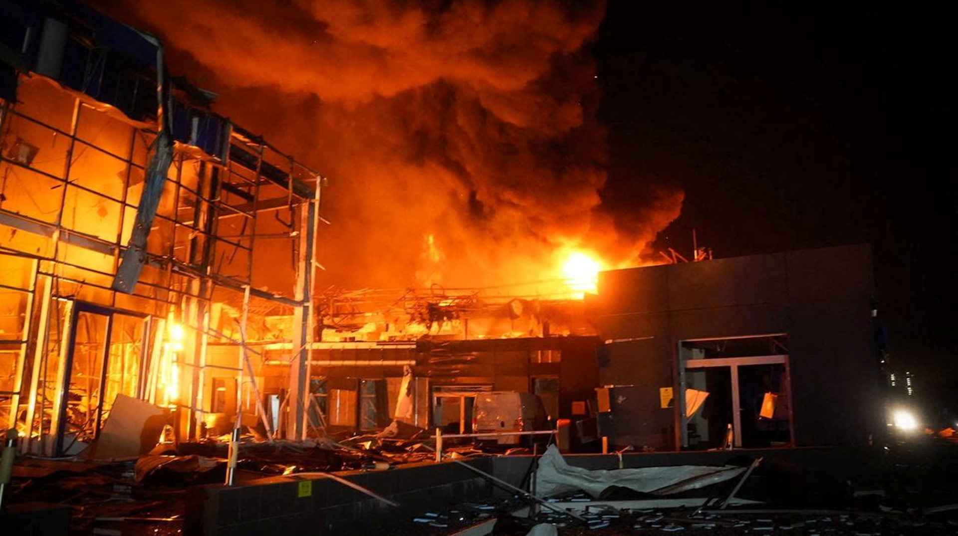 Ουκρανία: Ρωσική επίθεση σε λιμάνι της Οδησσού – Ενας νεκρός, έξι τραυματίες-1