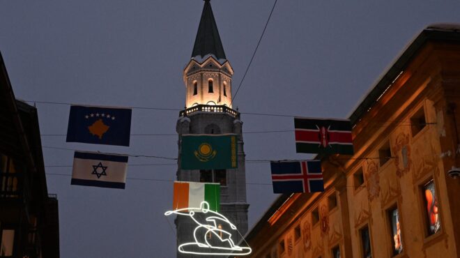 κύμα-μποϊκοτάζ-για-την-τελετή-έναρξης-564088150