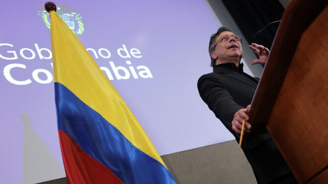 ηπα-κολομβία-βρήκαν-πεδίο-συνεννόη-564059404