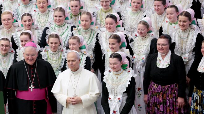 πάπας-δεν-αλλάζει-για-τους-gay-και-τους-trans-η-564074107