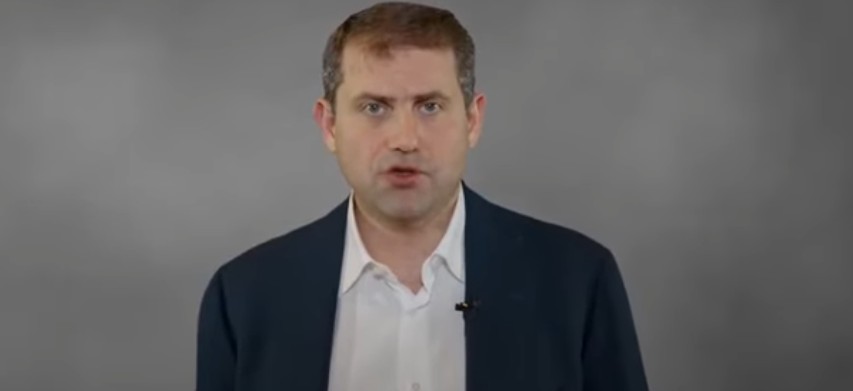 Ρωσία: Δίκτυο «χαρτονομισμάτων Monopoly» για να παρακάμπτονται οι κυρώσεις-1