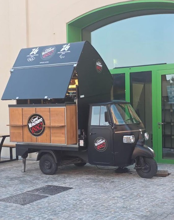 Μιλάνο: Τα Ολυμπιακά Χωριά, η πίτσα, το ινστιτούτο αισθητικής και η παρμεζάνα-1