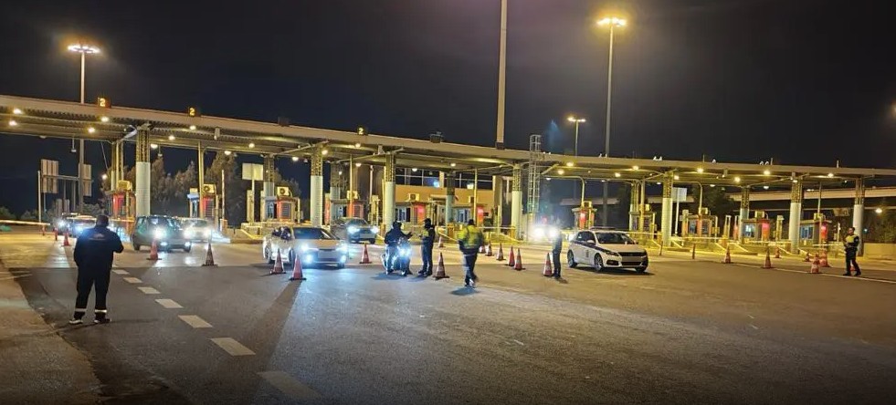 Μπαράζ ελέγχων από την Τροχαία στην Αττική: 282 κλήσεις για αλκοόλ – Συνελήφθησαν εννέα οδηγοί-1