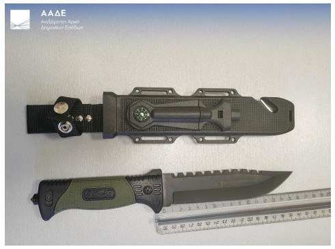 Στην «τσιμπίδα» της ΑΑΔΕ από ναρκωτικά και λαθραία μέχρι… κουτάβια-4