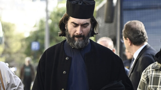 κιβωτός-του-κόσμου-πατέρας-αντώνιος-564087784