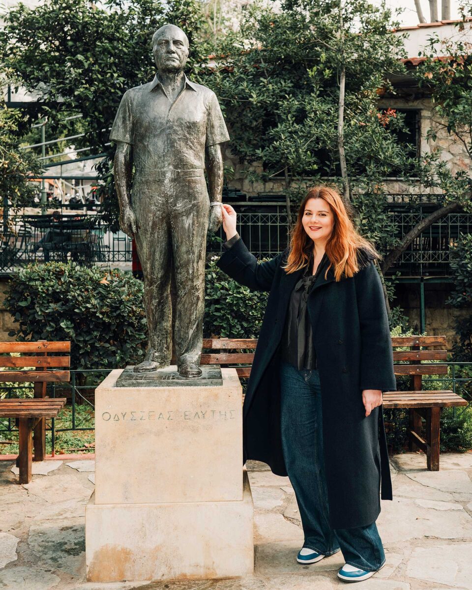 Ποιος έβαλε το γλυπτό εκεί;-2