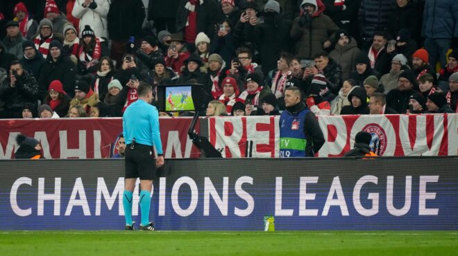 η-γκρίζα-ζώνη-του-var-564066967