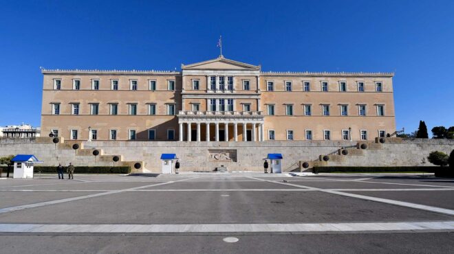 αρθρο-των-μυρτώ-λέτσου-και-δημήτρη-λιά-564102457