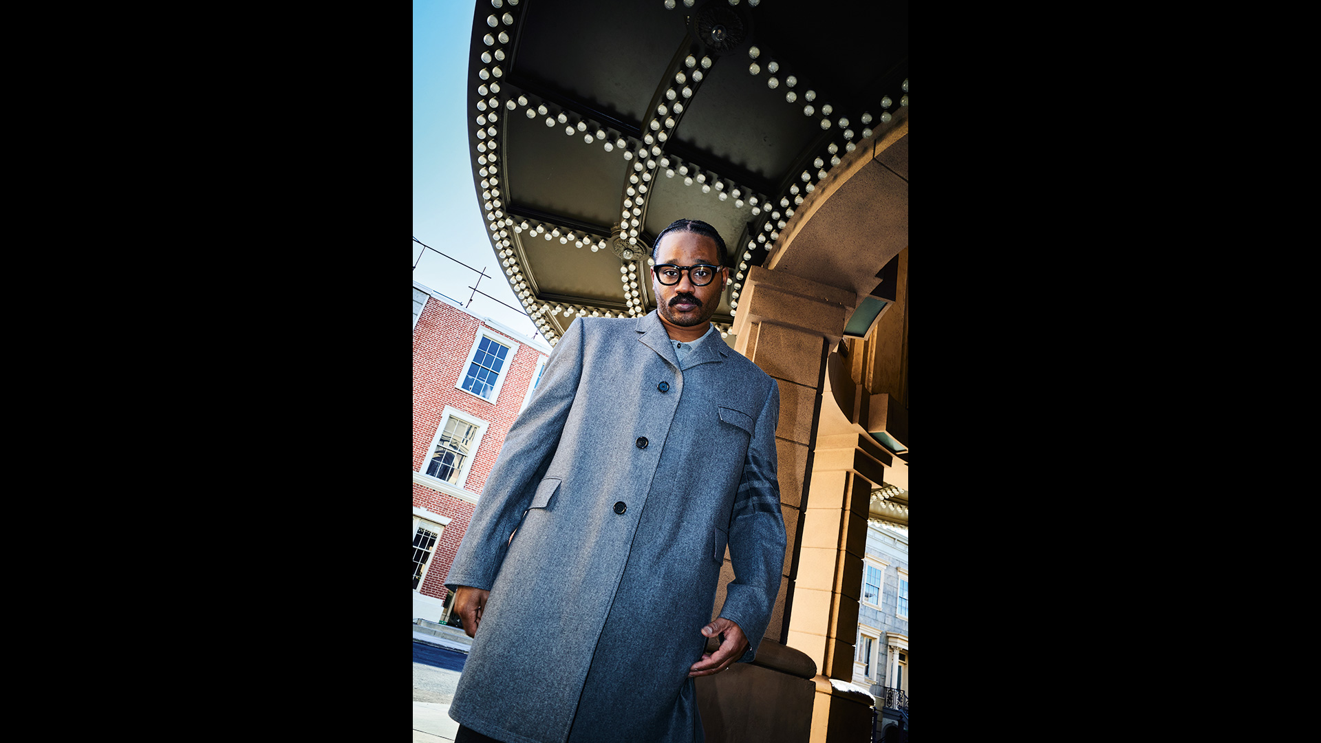 ράιαν-κούγκλερ-16-οσκαρ-στα-πόδια-του-564058294