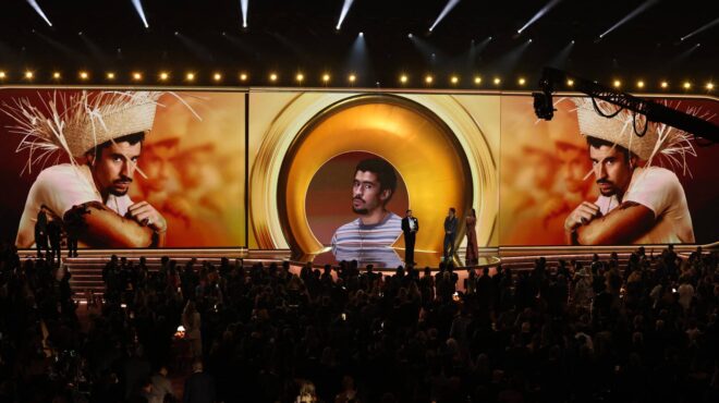 βρίσκομαι-στα-grammys-ως-εγγονή-μιας-μετανά-564055303