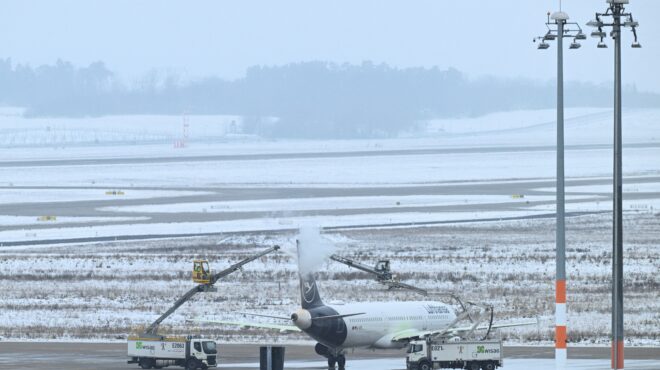 κλειστό-το-αεροδρόμιο-του-βερολίνου-τ-564063796