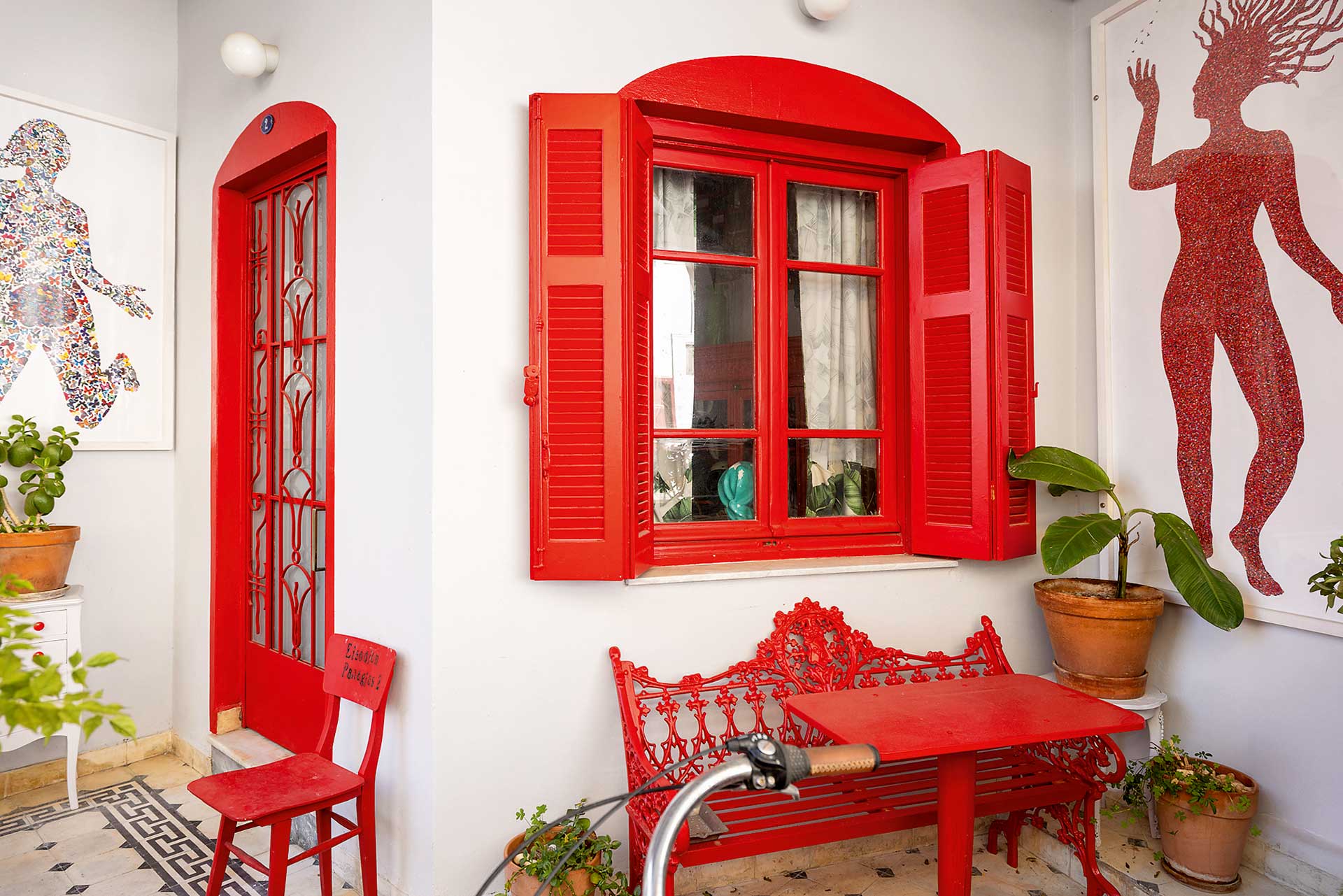 Μια μονοκατοικία στον Ταύρο τελείως διαφορετική από τις άλλες-3