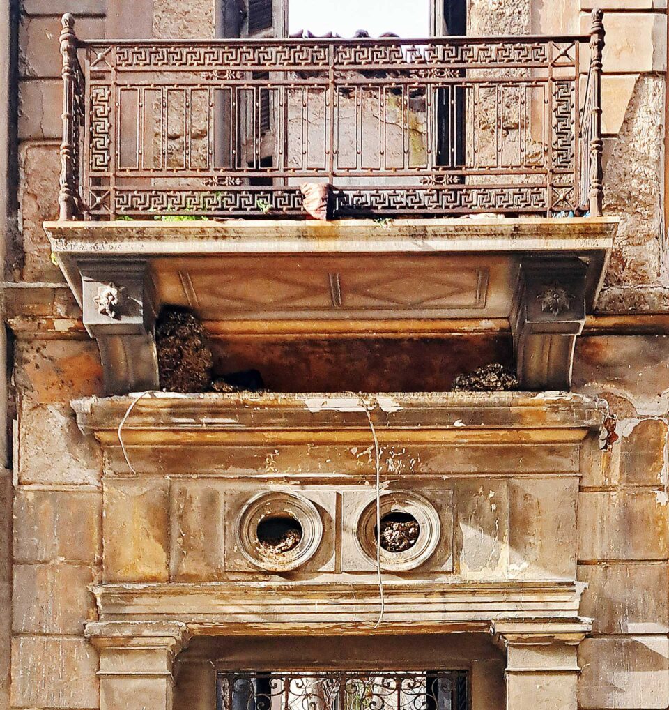 Πλατεία Κουμουνδούρου: Η τριλογία της οδού Κορίνης-3