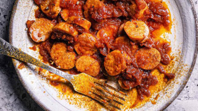 currywurst-τα-διάσημα-γερμανικά-λουκάνικα-με-κ-564085621