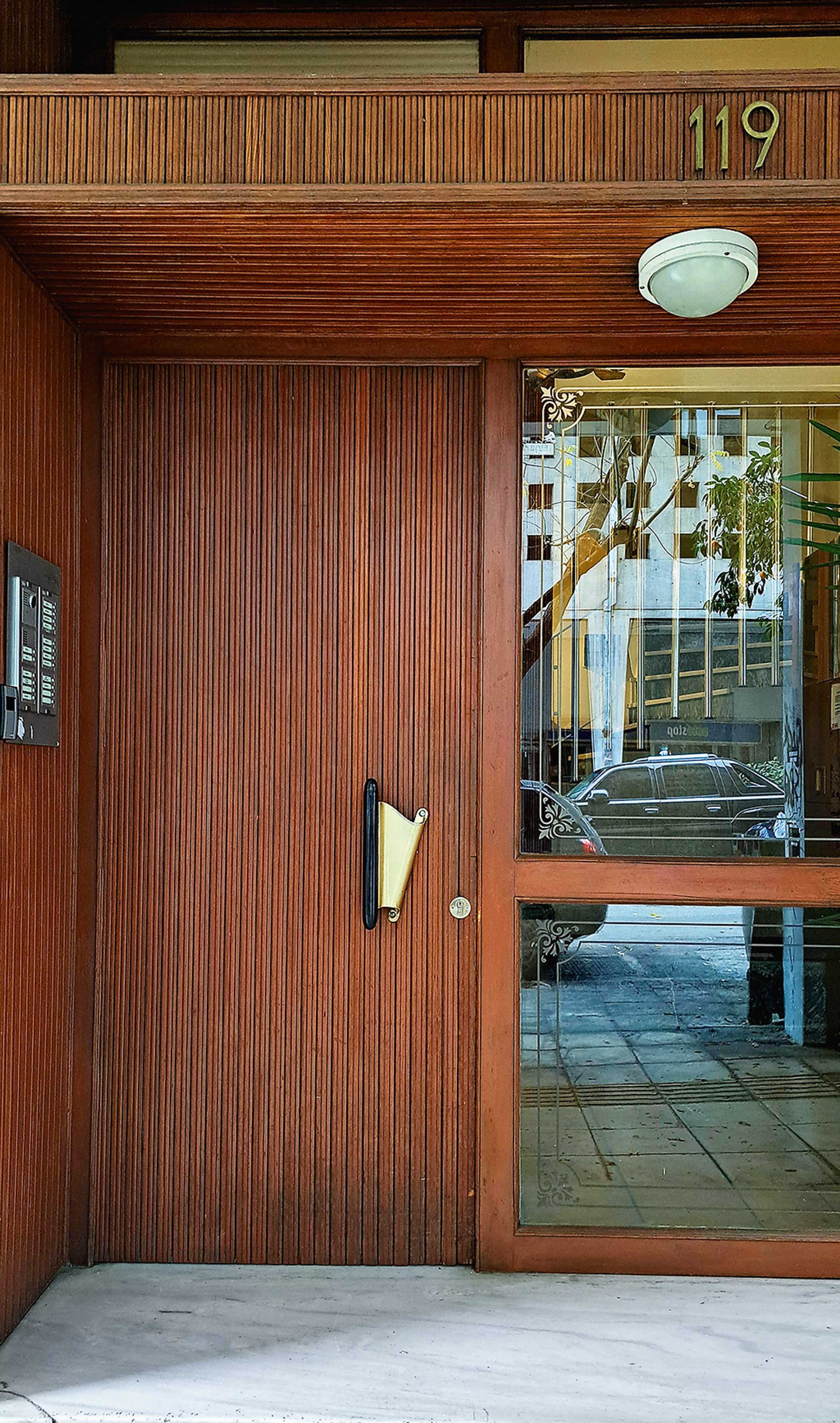 Νεάπολη: Οι πολυκατοικίες της Ιπποκράτους-3