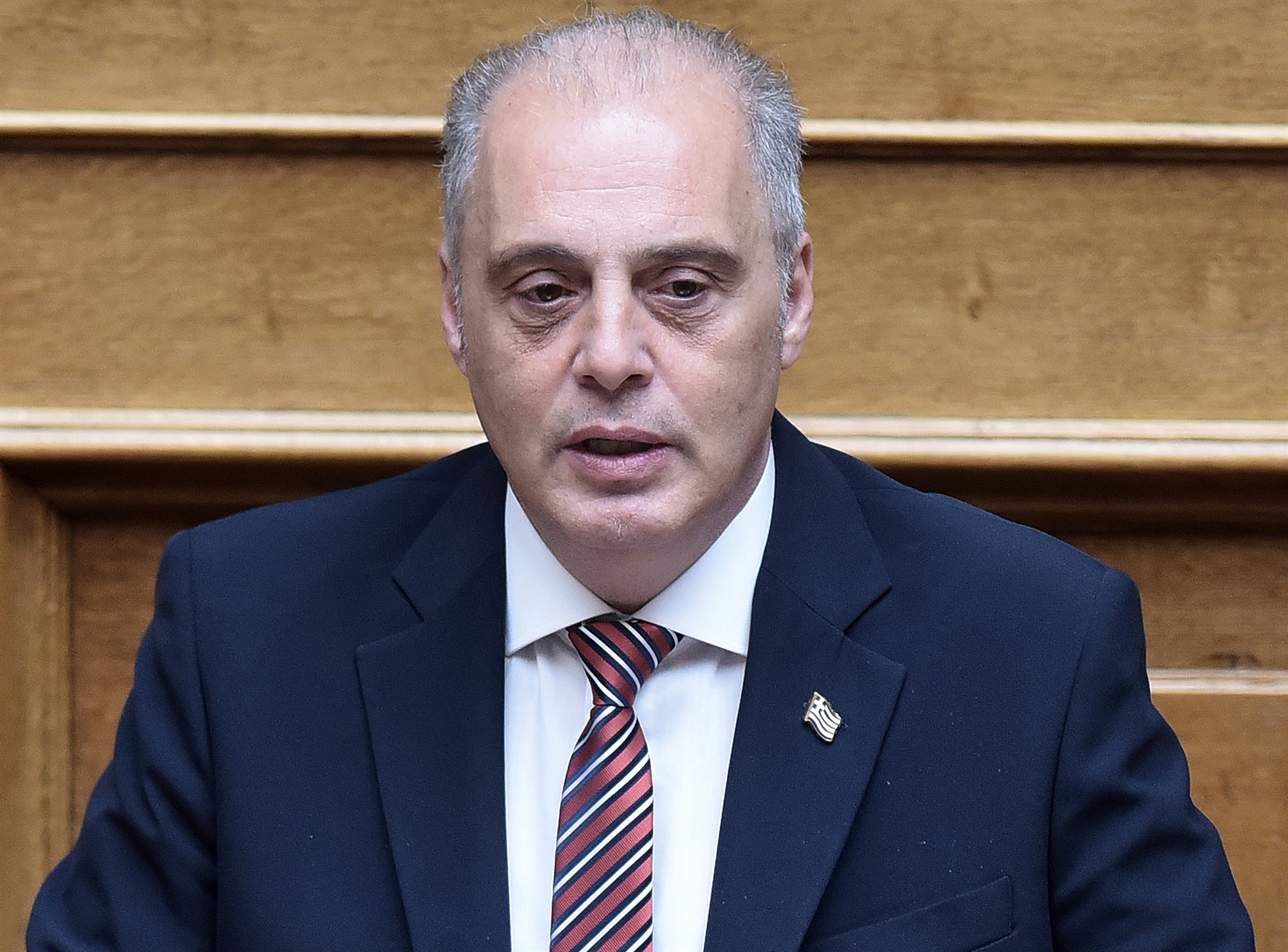 Εντός και Εκτός: Συναγερμός στην αντιπολίτευση-1