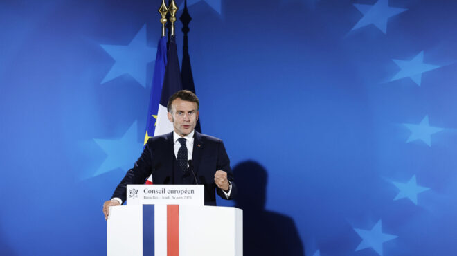 ο-μακρόν-για-ελλάδα-ρωσία-και-ευρωομόλ-564069838