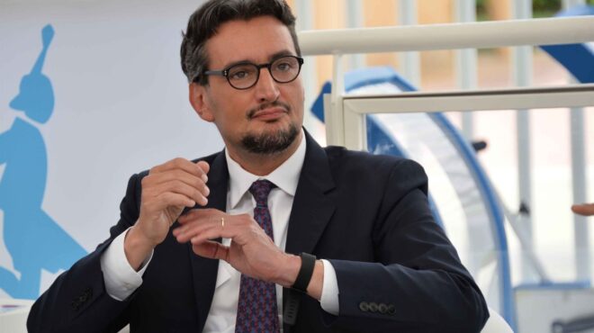 η-ιταλική-δυναστεία-των-φερέρο-κατακ-564065638