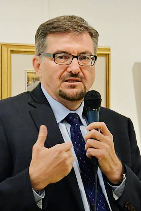 Ποιος πιστεύει στην ειρήνη;-1