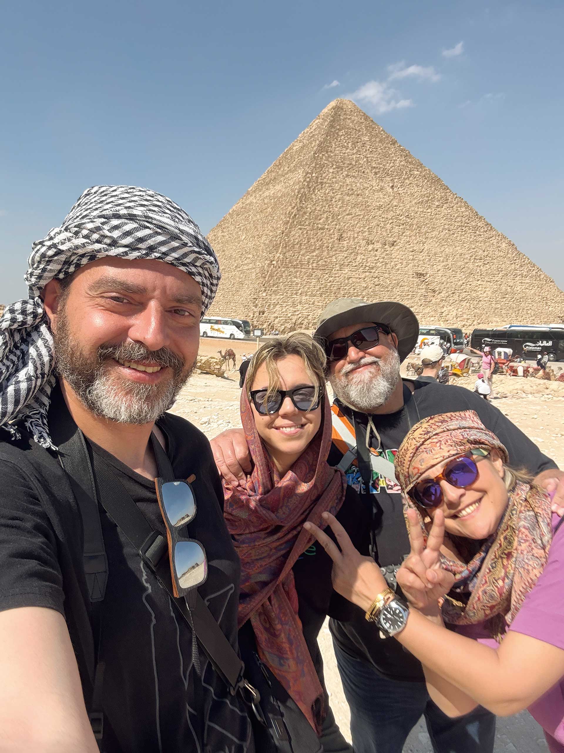 Οι μούμιες της Αθήνας στον αξονικό-2