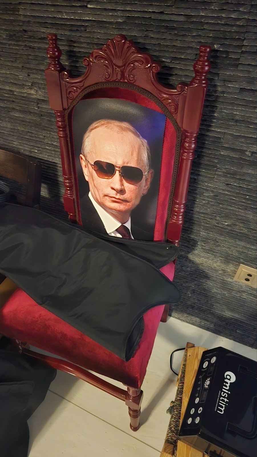 Πώς δρούσε το κύκλωμα με τα λαθραία τσιγάρα: Ο «Πούτιν», τα πολυτελή ακίνητα και ο ρόλος του αστυνομικού-3