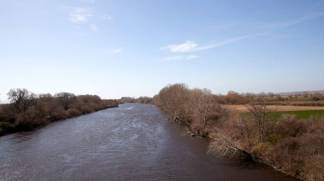 δύο-νεκροί-μετανάστες-εντοπίστηκαν-σ-564067543