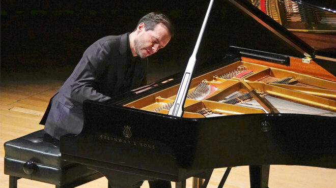 ποιητικός-πιεμοντέζι-άγουρος-στέρνα-564067327