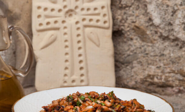 φασόλια-μαυρομάτικα-σαλάτα-από-τον-μο-564095263