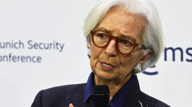 ft-η-λαγκάρντ-θα-αποχωρήσει-από-την-εκτ-564081823