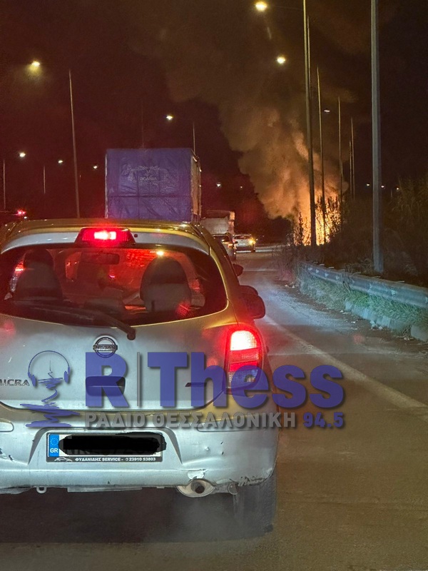 Θεσσαλονίκη: Φωτιά σε αστικό λεωφορείο – Σώοι επιβάτες και οδηγός-2