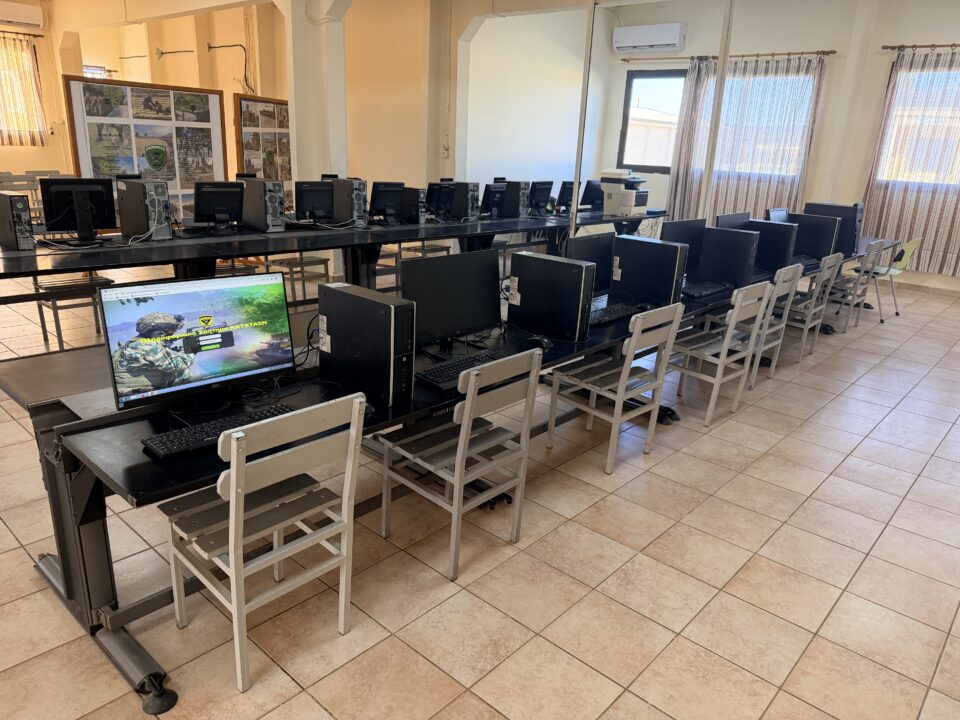 Οι νέοι φαντάροι πήραν ρουχισμό, όπλο και… drone (βίντεο)-8