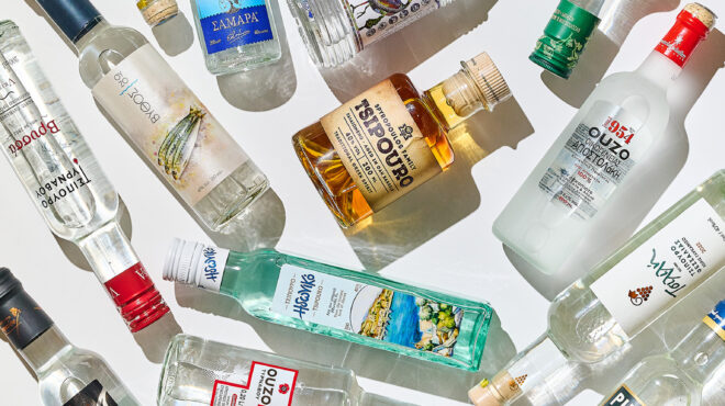 ούζα-και-τσίπουρα-για-την-καθαρά-δευτέ-564091693