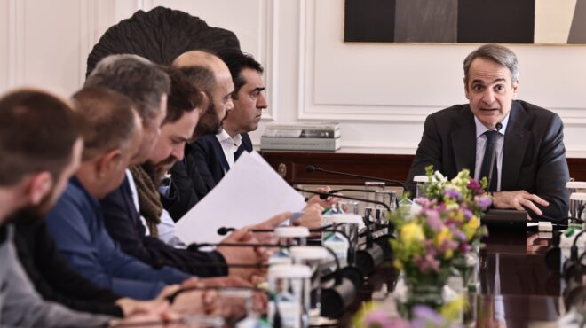 συνάντηση-μητσοτάκη-με-κτηνοτρόφους-564070282