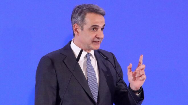 κυρ-μητσοτάκης-η-ανεργία-των-νέων-έπεσ-564082663