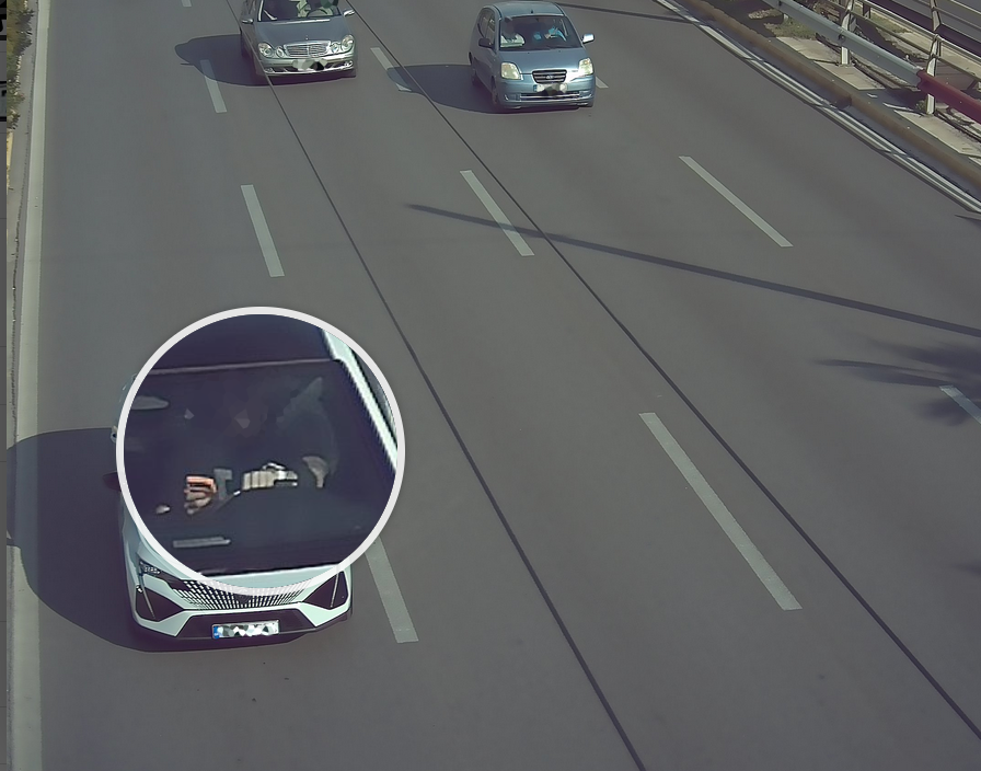 κάμερες-σε-λεωφορεία-και-δρόμους-η-από-564084673